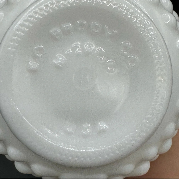 Vintage Milk Glass Hobnail Bud Vase EO Brody Co 2000 Collectible - Picture 5 of 11